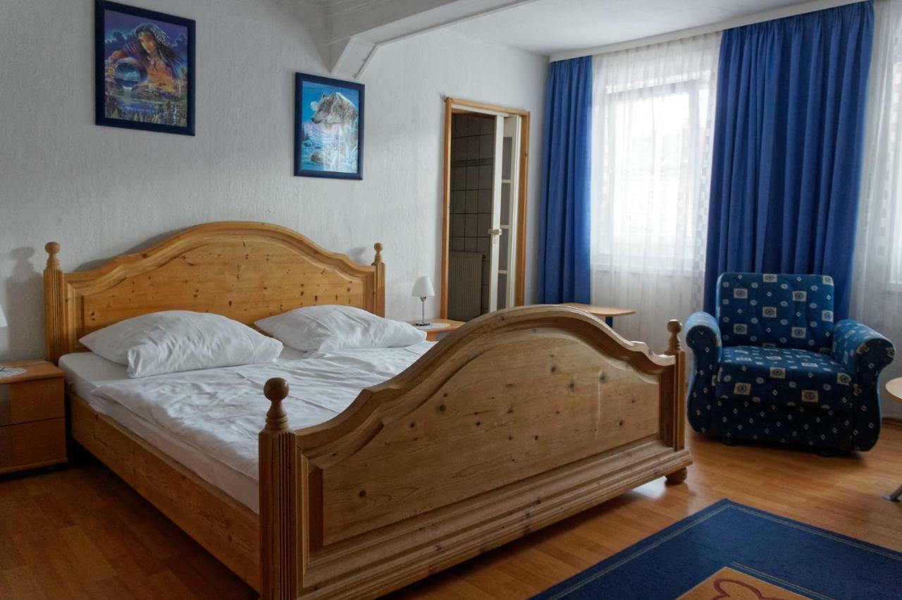 Pension Burger B&B ไวเบอร์สบรุนน์ ภายนอก รูปภาพ